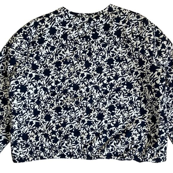 Old Navy Plus Size XXL Quilted Bomber Jacket Navy White Floral Comfy Ligthweight - Picture 13 of 16